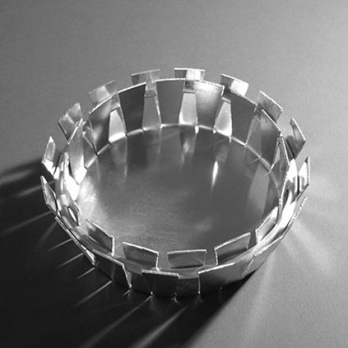 Aluminum containers