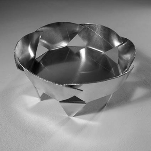 Aluminum containers