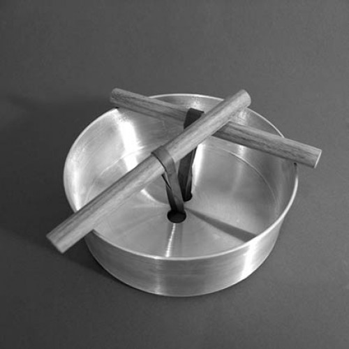 Aluminum containers