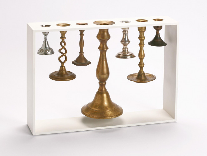 Menorah - מנורה